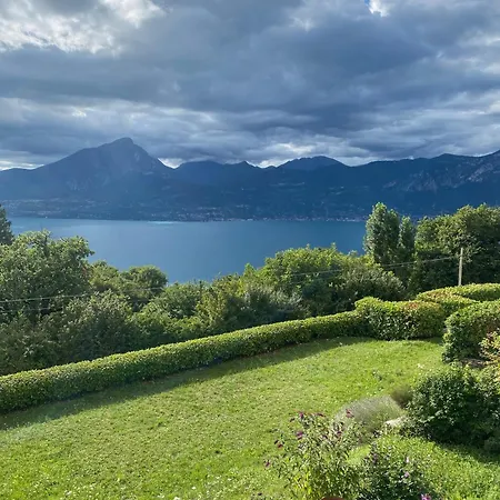 Bella Vista
